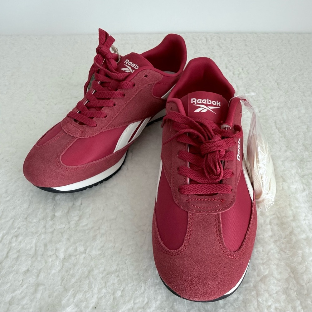 Reebok Women's Classic Red Runner Sneakers, Size 8.5